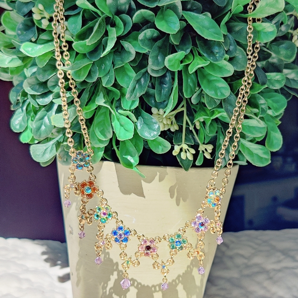 Kirks Folly (Rare Vintage) Crystal flower necklace, PERFECT STATEMENT PIECE - Picture 11 of 12